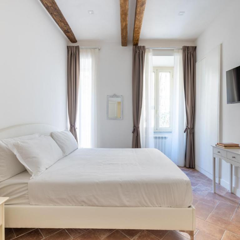 Mommy's - Pantheon house - Large Two-Bedroom Apartment - 4
