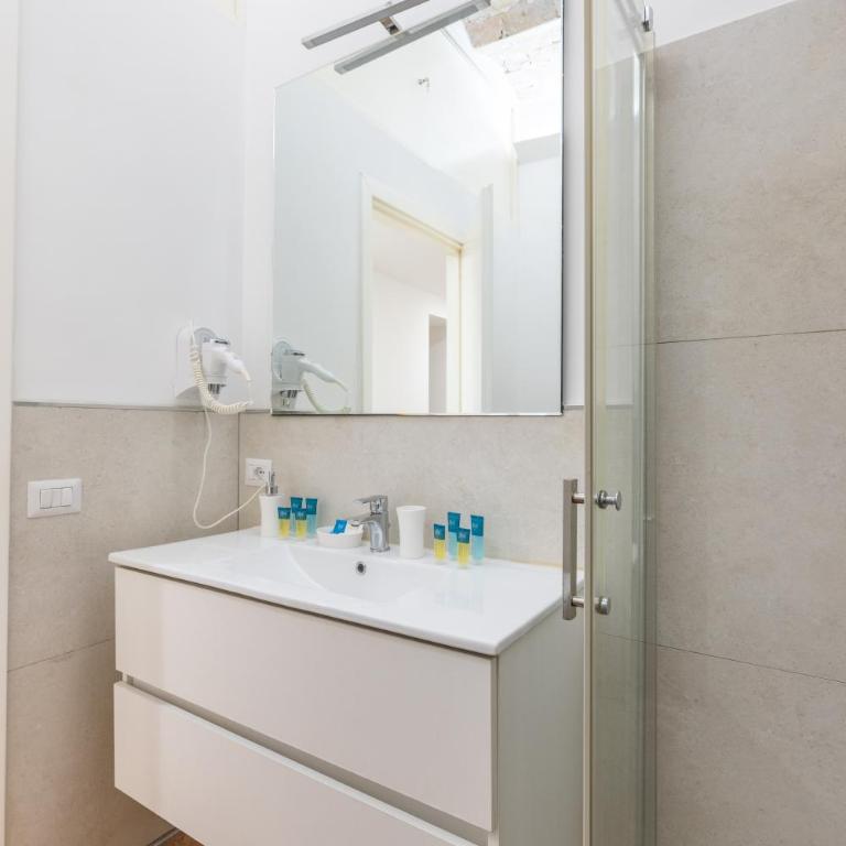 Mommy's - Pantheon house - Large Two-Bedroom Apartment - 19