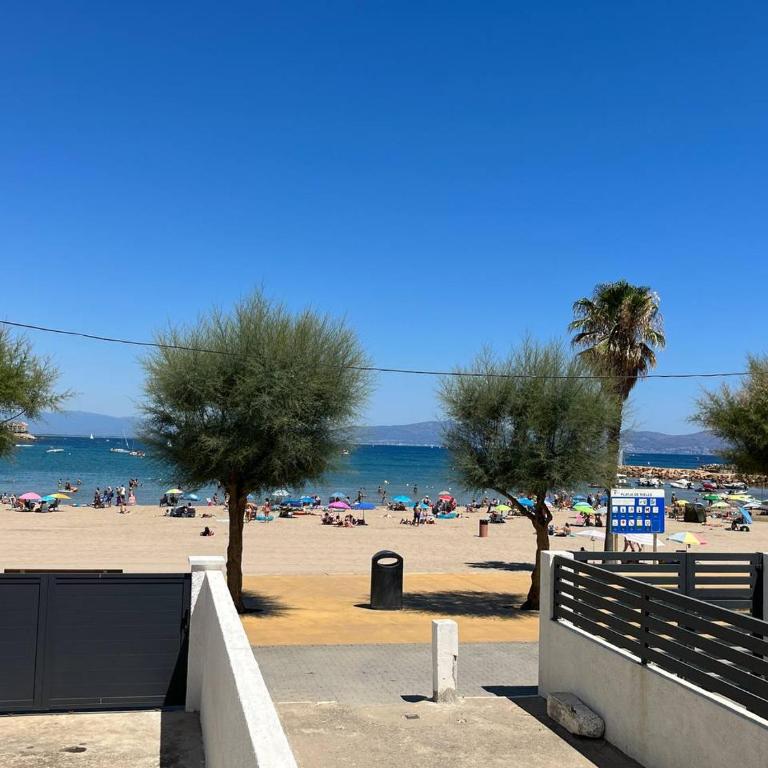 Apartamento en la playa. Free Parking. Free WiFi - Apartamento de 1 dormitorio - 1