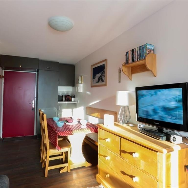 Val Thorens - Appartement pour 4 avec kitchenette équipée proche des pistes - FR-1-637-47 - Apartment - 3