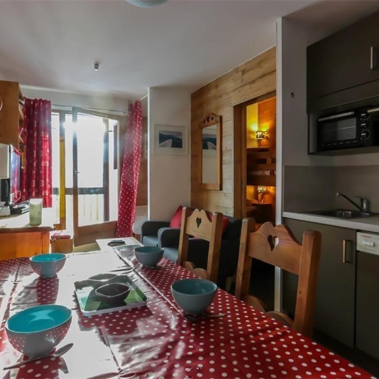 Val Thorens - Appartement pour 4 avec kitchenette équipée proche des pistes - FR-1-637-47 - Apartment - 4