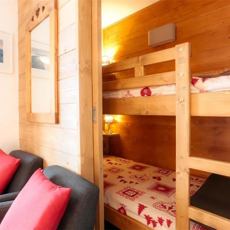 Val Thorens - Appartement pour 4 avec kitchenette équipée proche des pistes - FR-1-637-47 - Apartment - 8