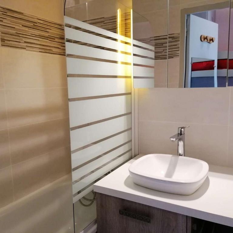 Val Thorens - Appart pour 6, 3 Flocons Or, 2 bains, proche remontées mécaniques - FR-1-637-48 - Apartment - 9