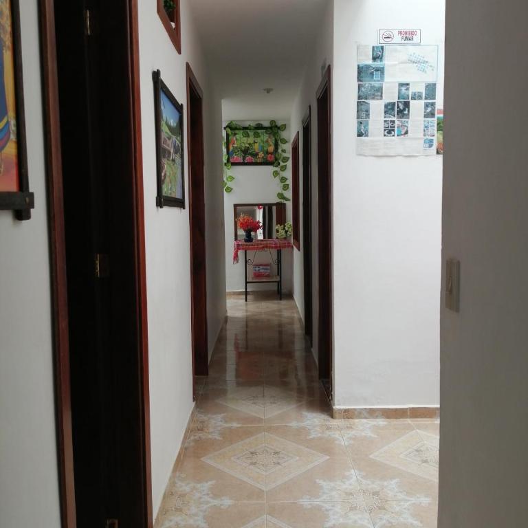 Las Orquídeas Jardín Casa Hotel - Three-Bedroom House - 2