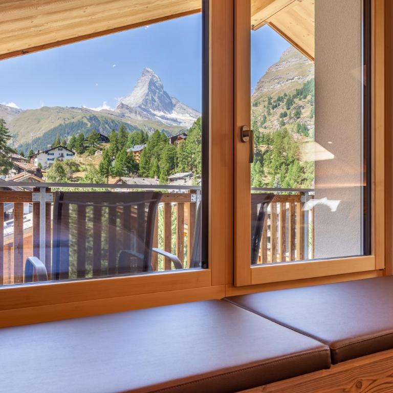 Hotel Jägerhof - Attika-Familiensuite mit Blick auf das Matterhorn - 1