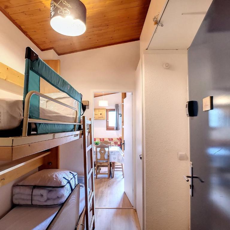 Studio rénové 4 pers, ski aux pieds - FR-1-178-183 - Studio - 14