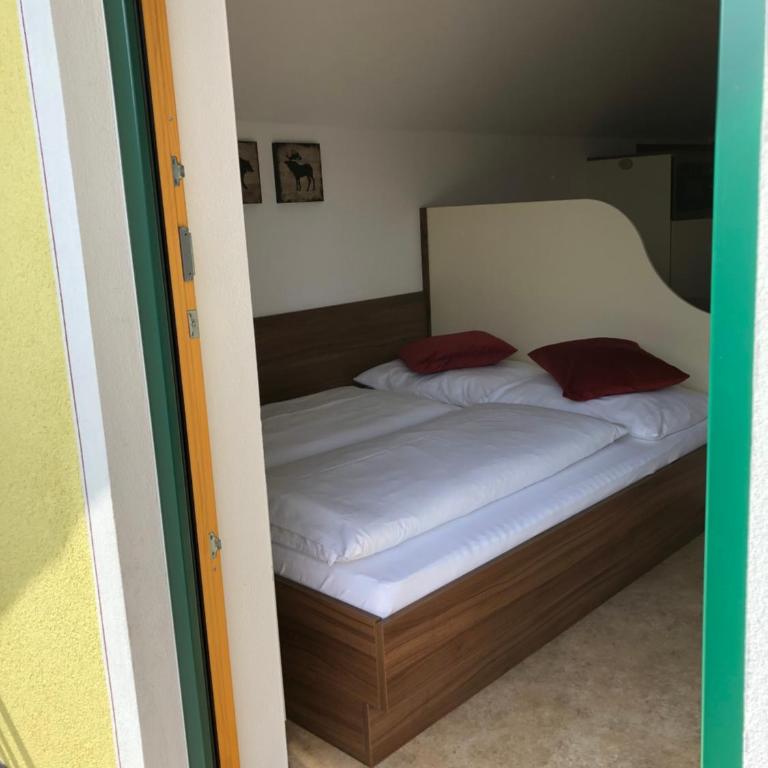 Ferienwohnungen Wind - Apartment mit Terrasse - 11