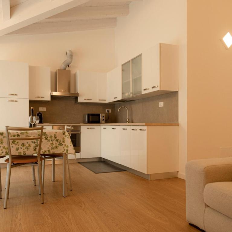 HOLIDAY APARTMENTS GIULIA - Green - Appartamento con 2 Camere da Letto - 4