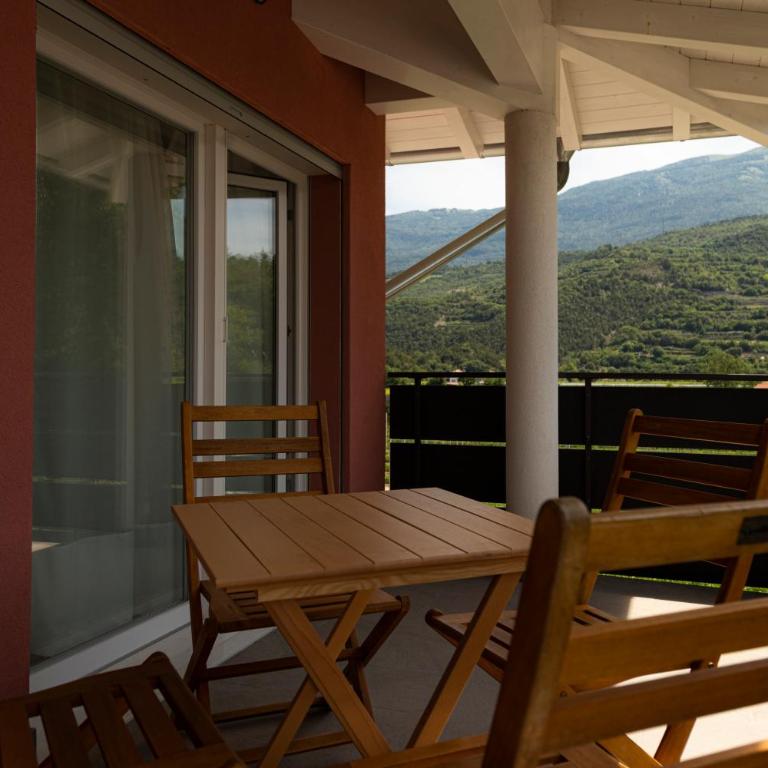 HOLIDAY APARTMENTS GIULIA - Green - Appartamento con 2 Camere da Letto - 12