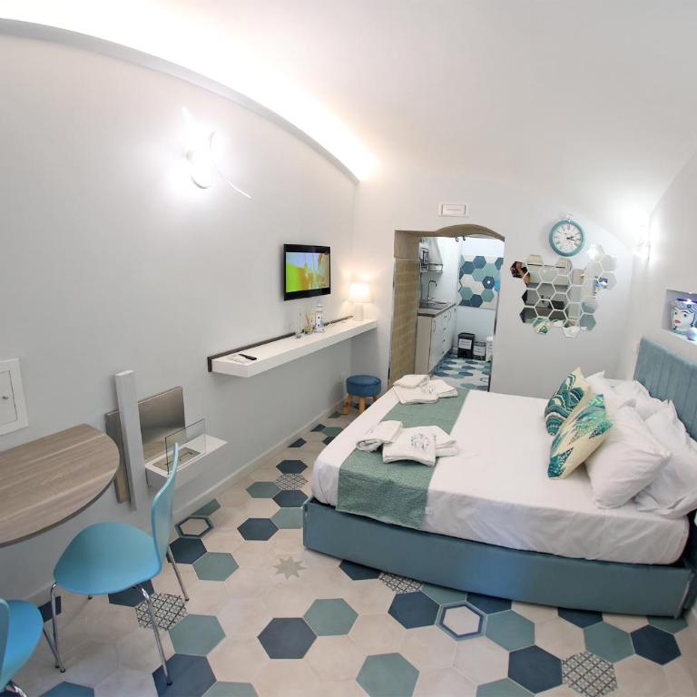 Suite Na' poesia Mergellina - One-Bedroom Apartment - 18