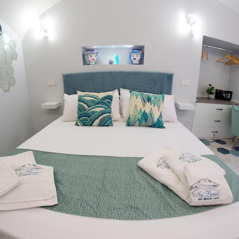 Suite Na' poesia Mergellina - One-Bedroom Apartment - 22