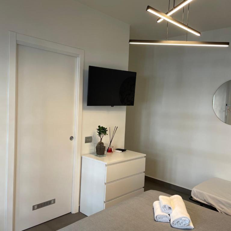 Stella Rooms - Double Room with Private Bathroom - 9