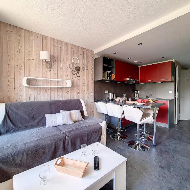 Appartement moderne rénové au pied des pistes avec balcon - FR-1-344-896 - Appartamento - 2