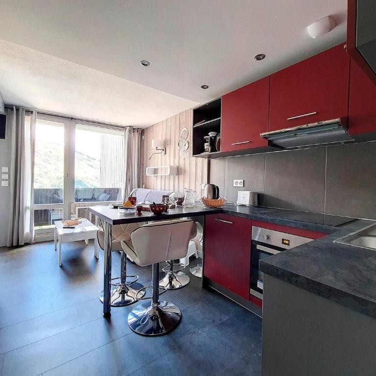 Appartement moderne rénové au pied des pistes avec balcon - FR-1-344-896 - Appartamento - 4