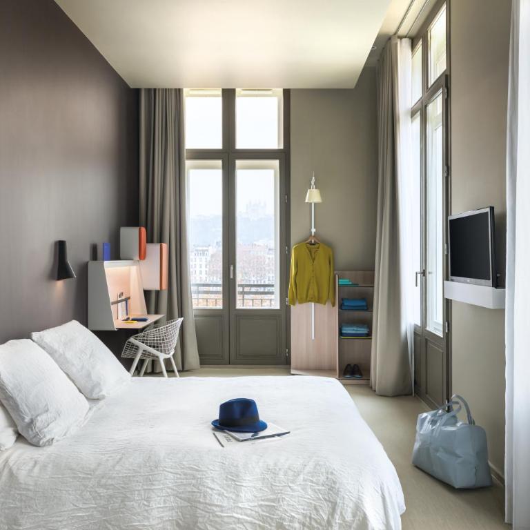 OKKO Hotels Lyon Centre - Chambre Premium - Vue sur Rhône - 1
