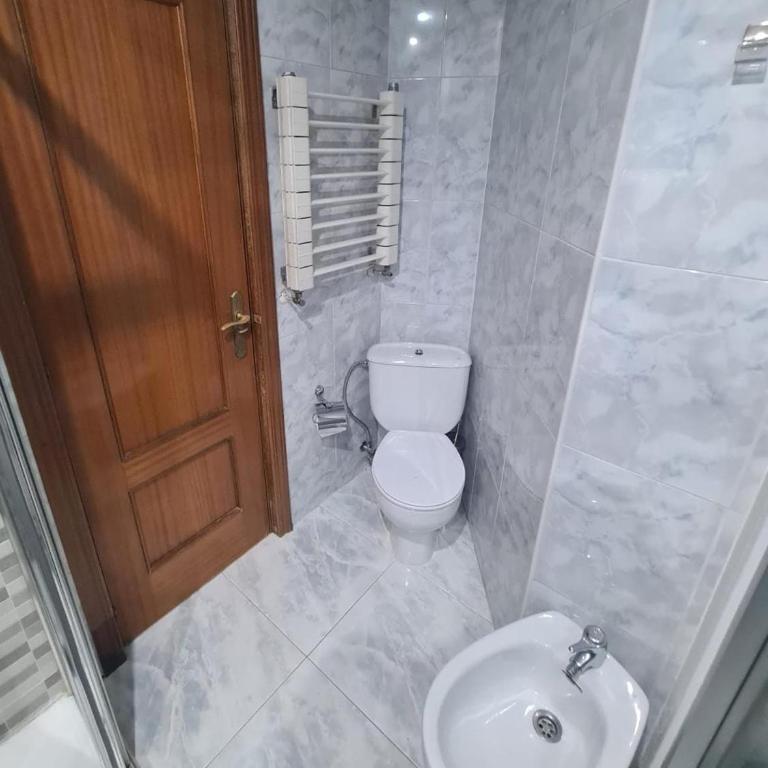 Hostal Sardinero - Habitación Doble con balcón - 2 camas - 3