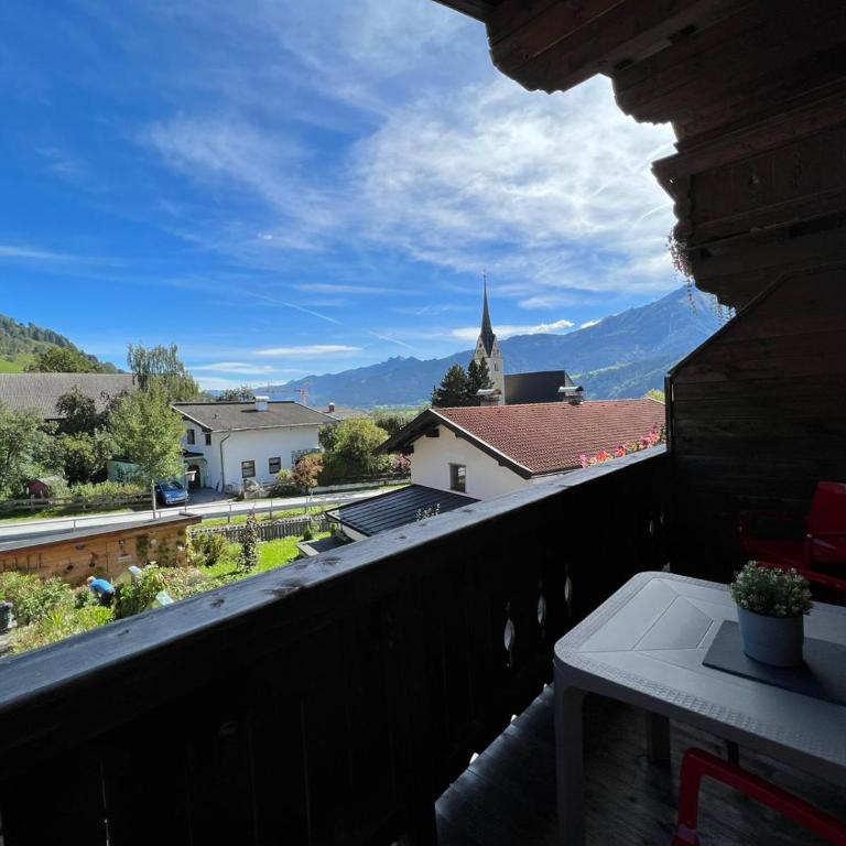 Apartments Chalet Sonnentanz - Apartment mit 3 Schlafzimmern und Balkon - 8