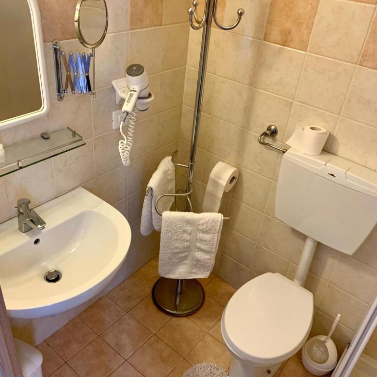 Da Giusy - Camera Deluxe (2 Adulti + 1 Bambino) - 2
