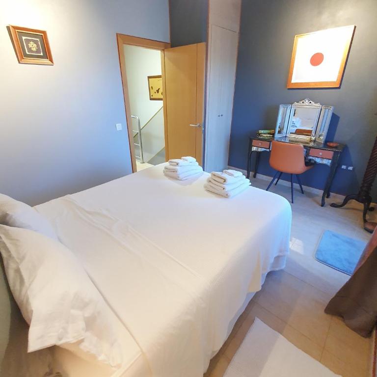 Deluxe Home from Home in Caleta de Fuste - Two-Bedroom Apartment - 15