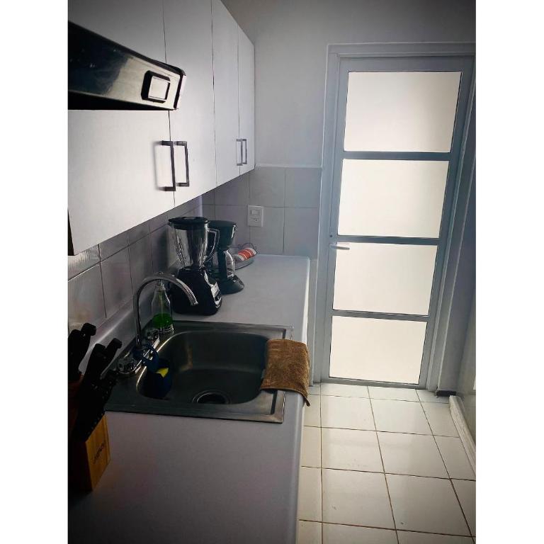 Muy cómodo y moderno departamento en Zona Andares - Apartamento de 3 dormitorios - 24
