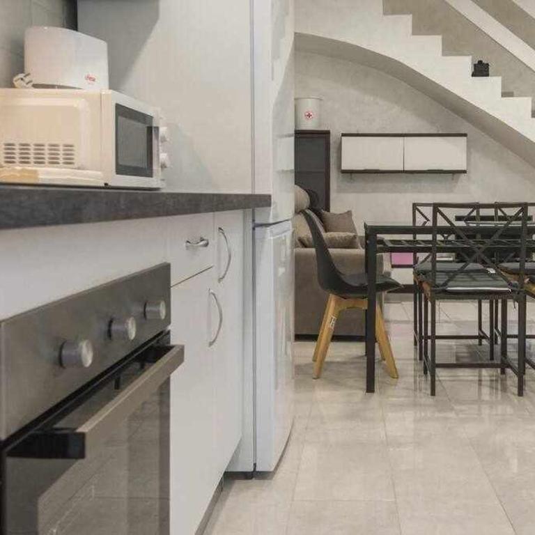 La casita del caracol by Toledo AP - Apartamento de 2 dormitorios - 52