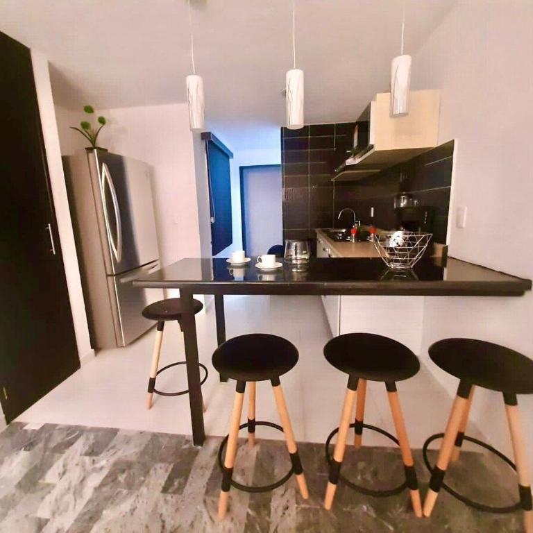 PH Grande, Piso Completo 100% Remodelado Zona Expo - Apartment - 14