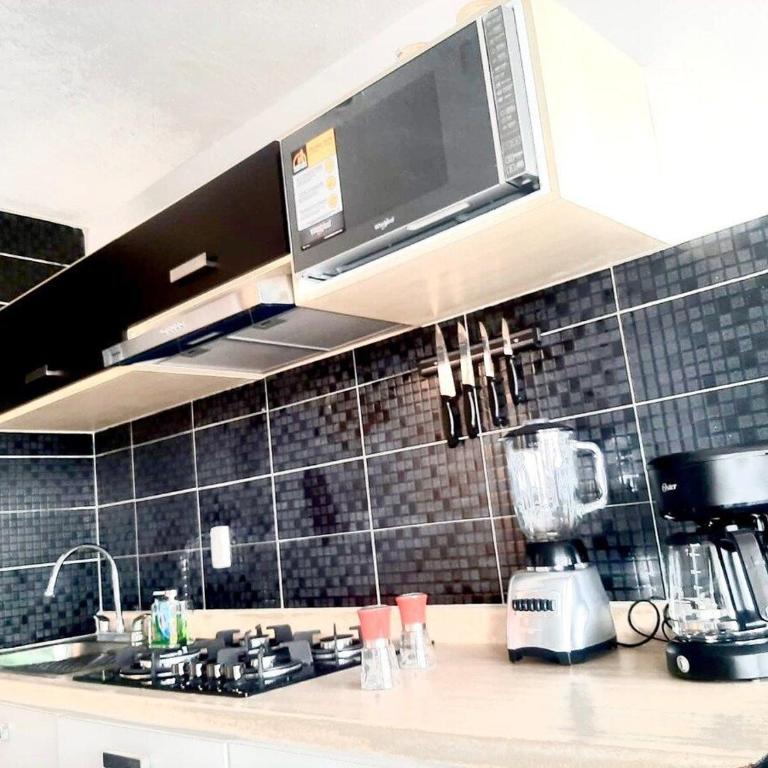 PH Grande, Piso Completo 100% Remodelado Zona Expo - Apartment - 17