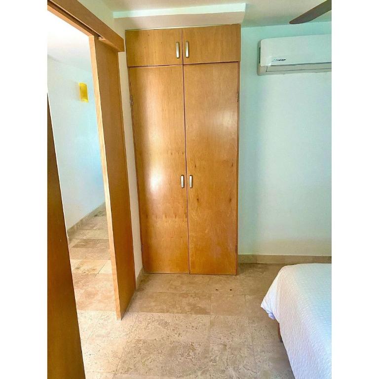 Depto 2 Pisos, Vista Alberca. A 50 mts Del Mar - Apartamento de 3 dormitorios - 21