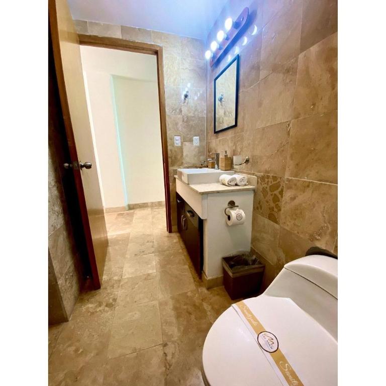 Depto 2 Pisos, Vista Alberca. A 50 mts Del Mar - Apartamento de 3 dormitorios - 23