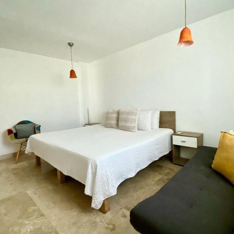 Depto 2 Pisos, Vista Alberca. A 50 mts Del Mar - Apartamento de 3 dormitorios - 30