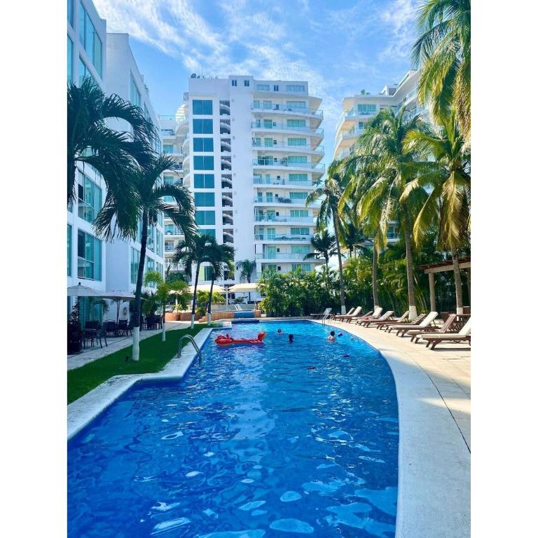Depto 2 Pisos, Vista Alberca. A 50 mts Del Mar - Apartamento de 3 dormitorios - 36