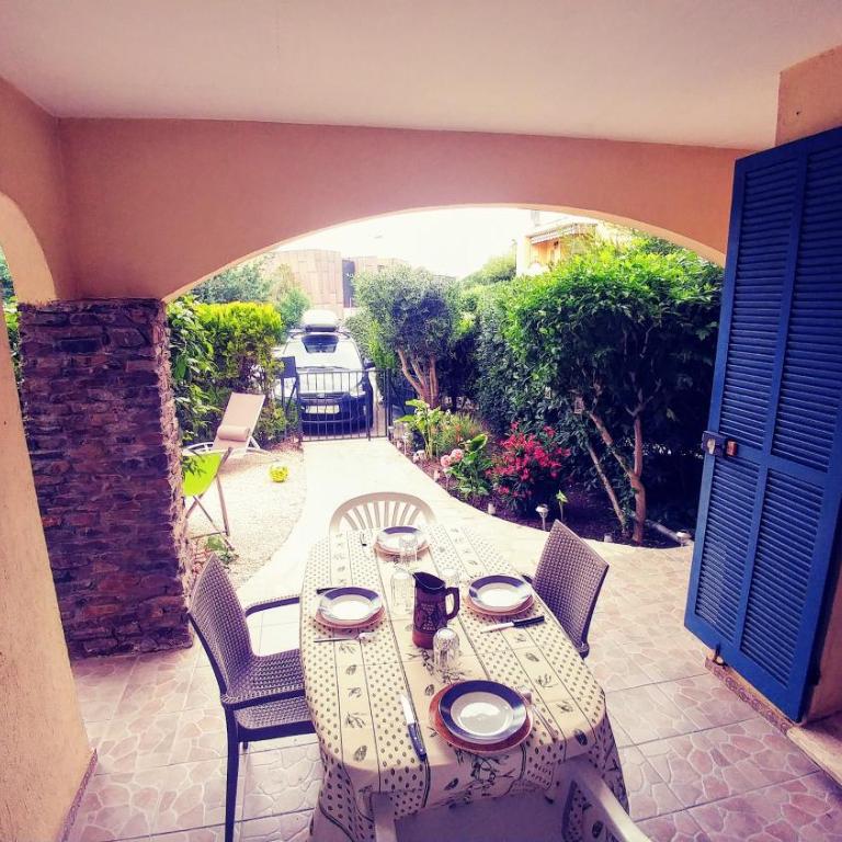 Agréable T3 avec jardin et parking privé, à 350m du centre ville et des plages, wifi, remise supplémentaire de 10 pourcent pour une location à la semaine - Appartement 2 Chambres - 13