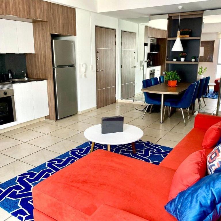 Unique 2 Bedroom, Pool and Fitness Center Design - One-Bedroom Apartment - 9
