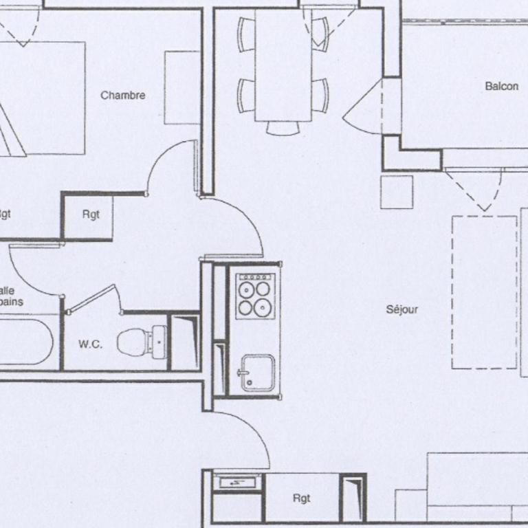 Appartement 2 pièces avec balcon, proche commerces - FR-1-455-219 - Appartement - 3