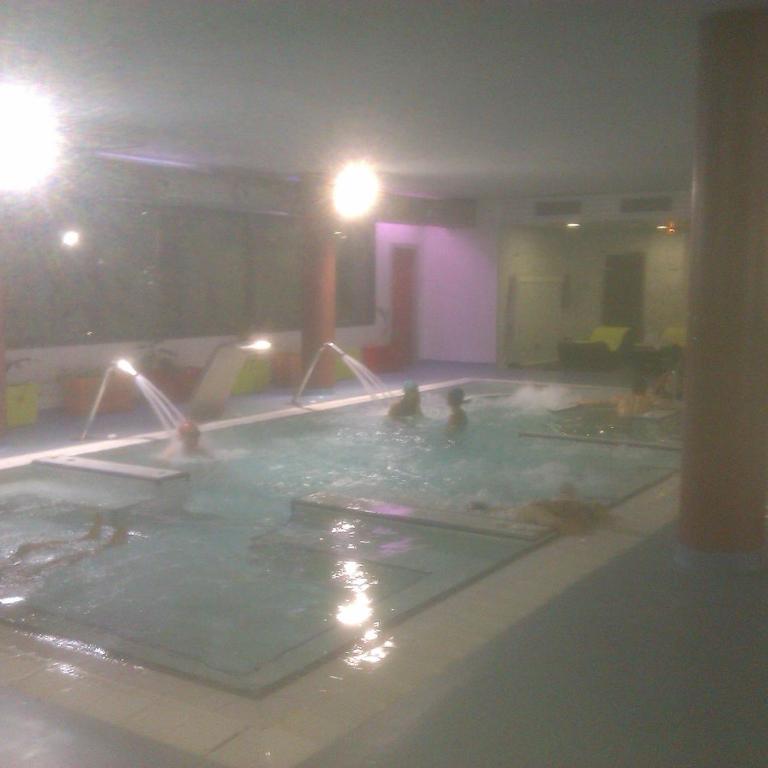 APARTMENTSUITESPAIN FORMIGAL ORDESa - One-Bedroom Apartment (4 Adults) - 2