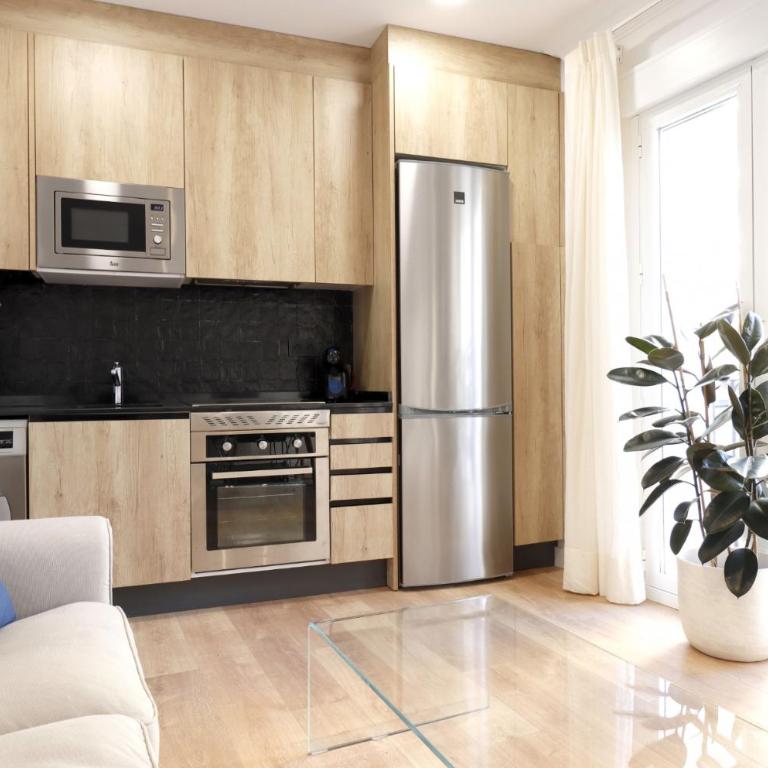 Apartamentos Madrid Río - Double Room - 2
