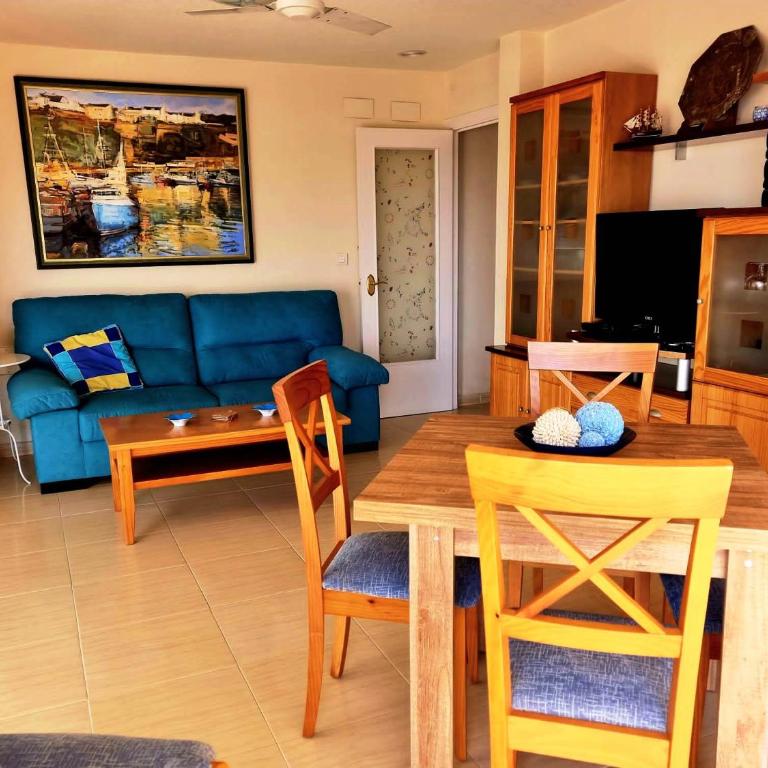 APARTAMENTO EN PRIMERA LINEA DE PLAYA CON INCREIBLES VISTAS - Apartamento de 3 dormitorios - 6