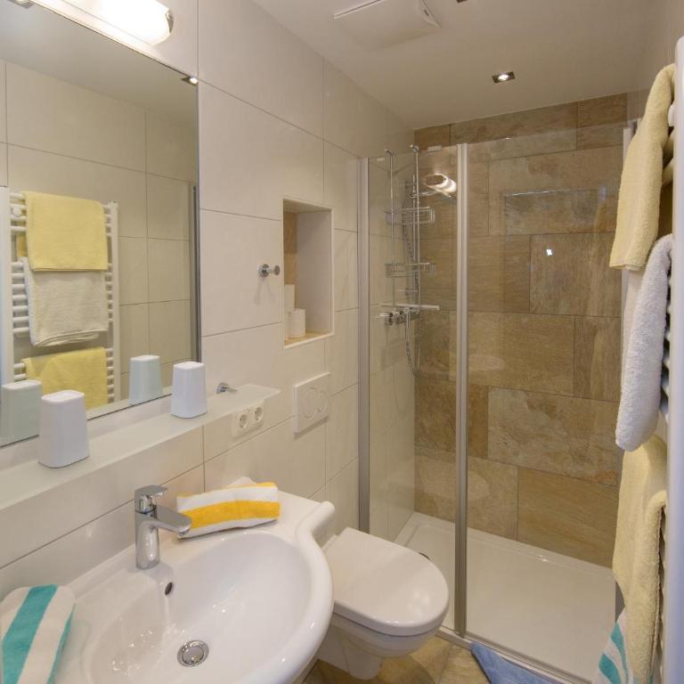 Hölzl Bed & Breakfast - Doppelzimmer mit Balkon - 3