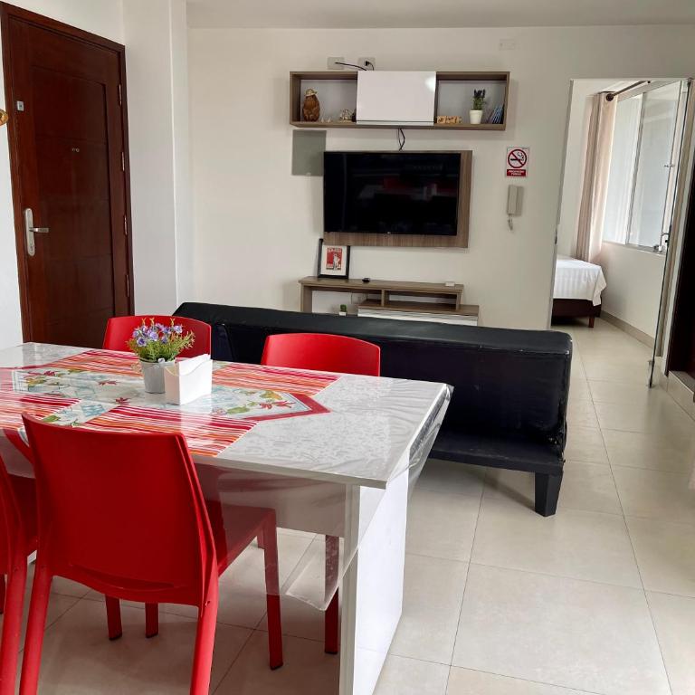 Edificio Las Palmas 3100 - Apartamento con balcón - 2