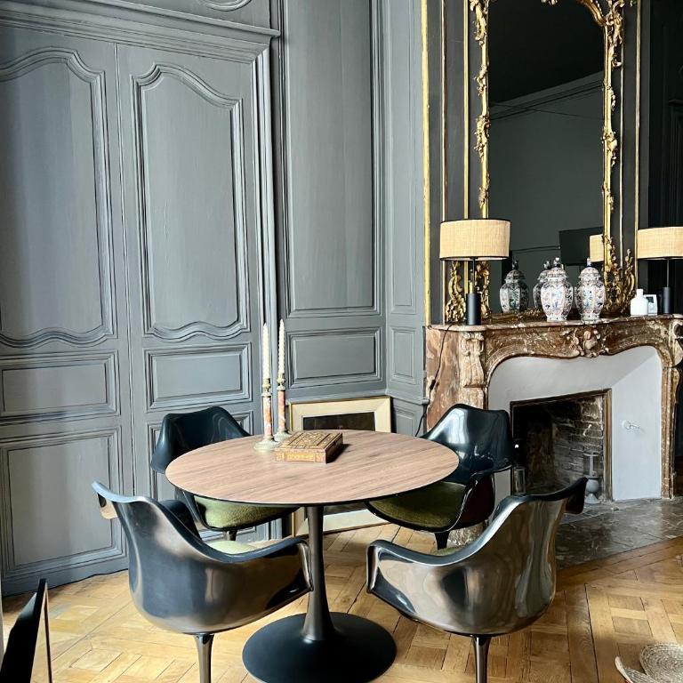 Luxueux 2 pièces 65m2 Hôtel Particulier XVII ième siècle-Centre Historique Clermont-Ferrand - Appartement 1 Chambre - 11