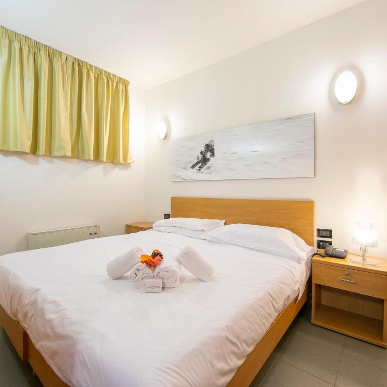 Villaggio Olimpico - One Bedroom Apartment with Balcony 7 - 7
