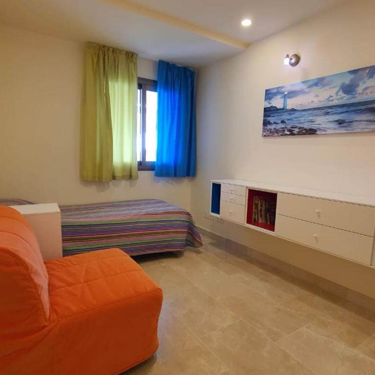 Magnolia Luxury Apartment by AltamarHomes - Three-Bedroom Apartment - 16