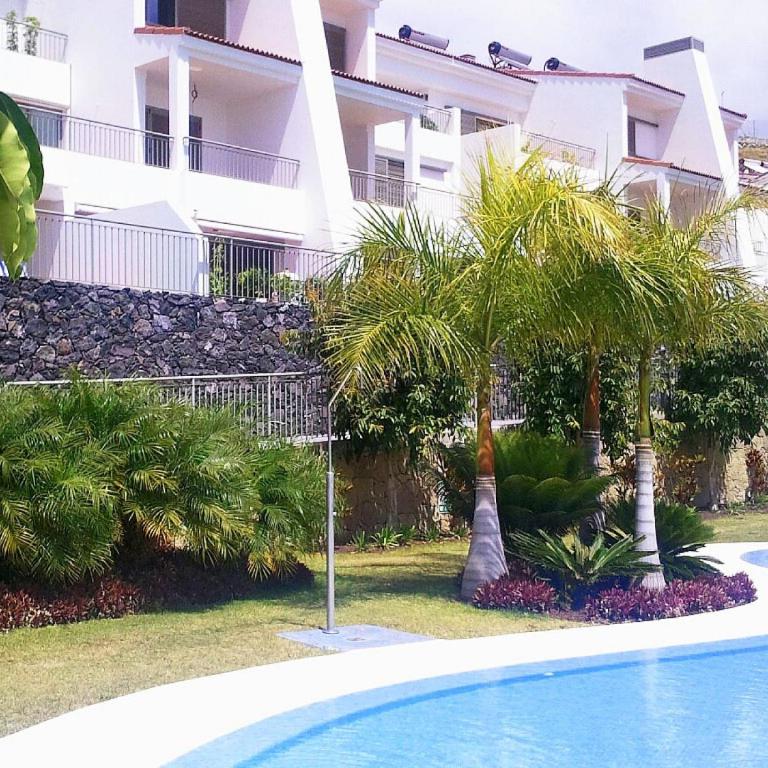 Magnolia Luxury Apartment by AltamarHomes - Three-Bedroom Apartment - 38