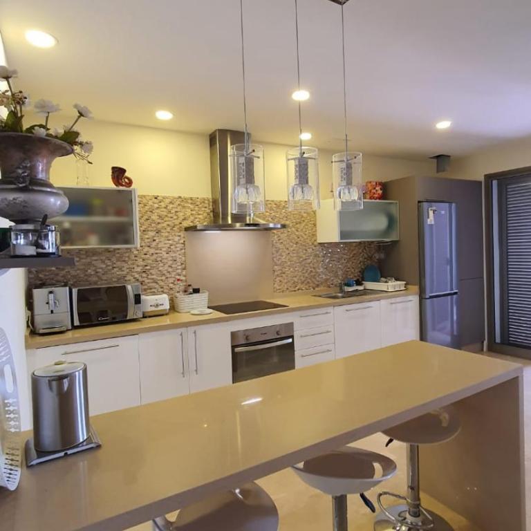 Magnolia Luxury Apartment by AltamarHomes - Three-Bedroom Apartment - 39