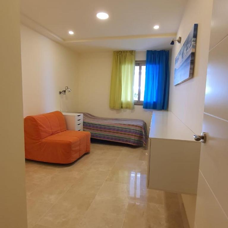 Magnolia Luxury Apartment by AltamarHomes - Three-Bedroom Apartment - 46