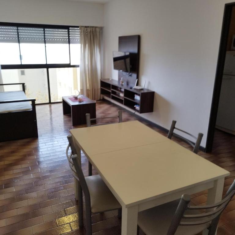Departamento La Perla WIFI cochera incluida, sabanas y toallas - Apartamento de 1 dormitorio - 7