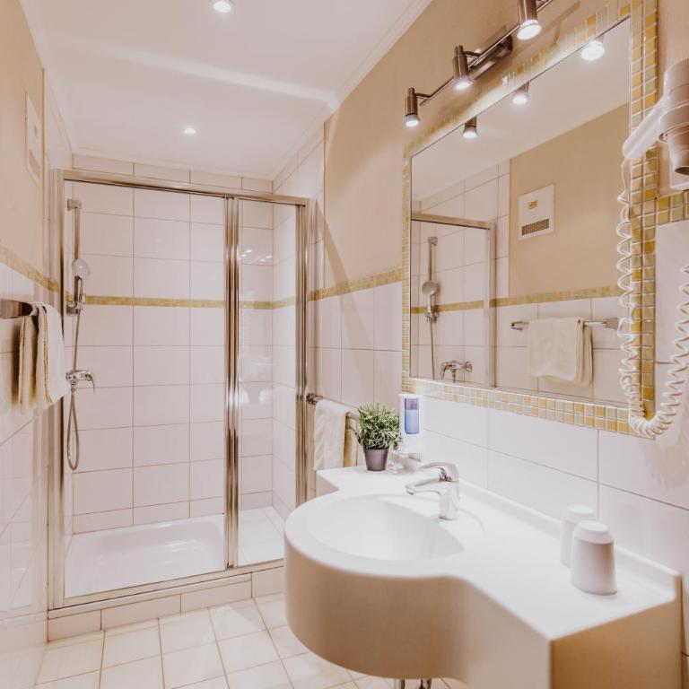 Landhotel Gschirnwirt - Chambre Double - 4