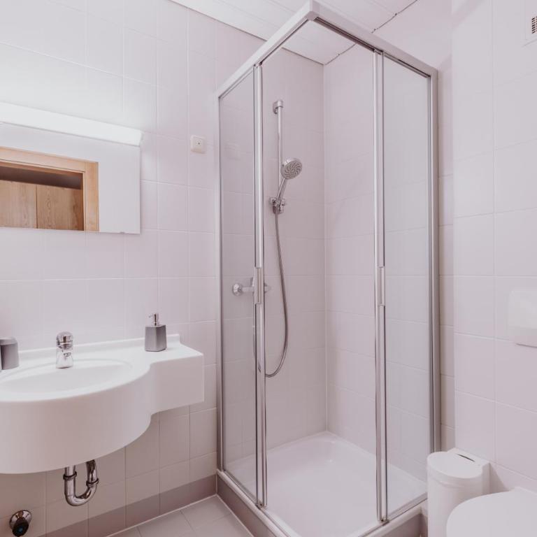 Landhotel Gschirnwirt - Chambre Double - 5