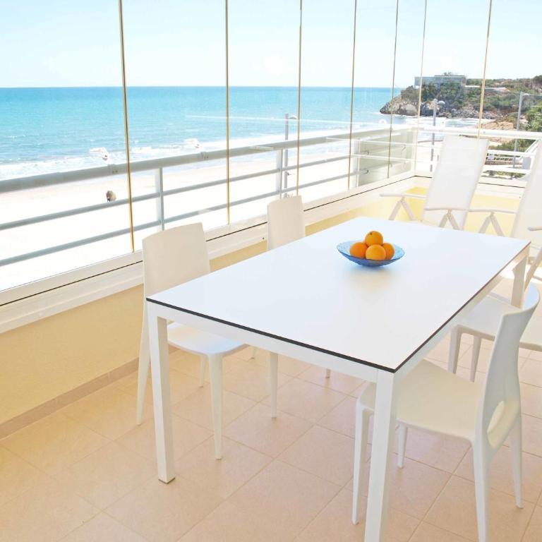 ApartUP Spectacular Beach View - Apartamento de 2 dormitorios - 3