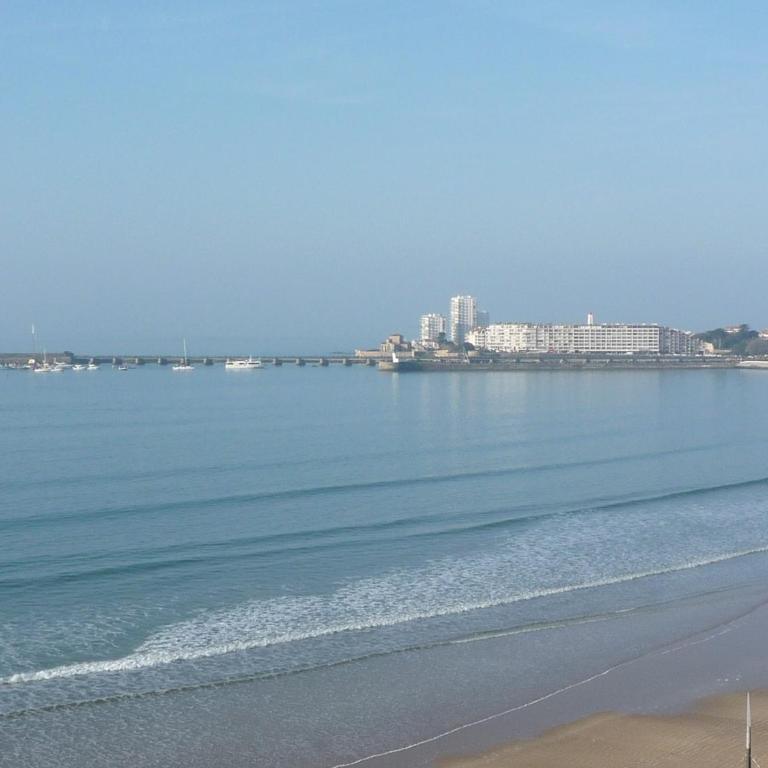 Maison T4 avec Garage et WiFi à 300m de la Plage - Quartier Arago - FR-1-92-655 - Maison de Vacances (4 Adultes) - 2